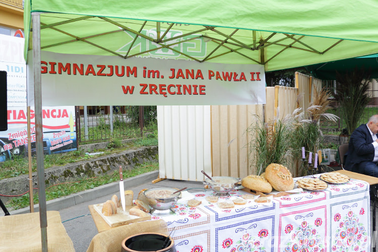 Czytanie Wesela w Zręcinie