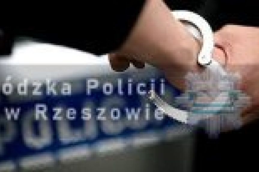 27-latek z Podkarpacia odpowie za brutalny rozbój z użyciem noża. Mężczyzna został zatrzymany w Paryżu 27-latek z Podkarpacia odpowie za brutalny rozbój z użyciem noża. Mężczyzna został zatrzymany w Paryżu