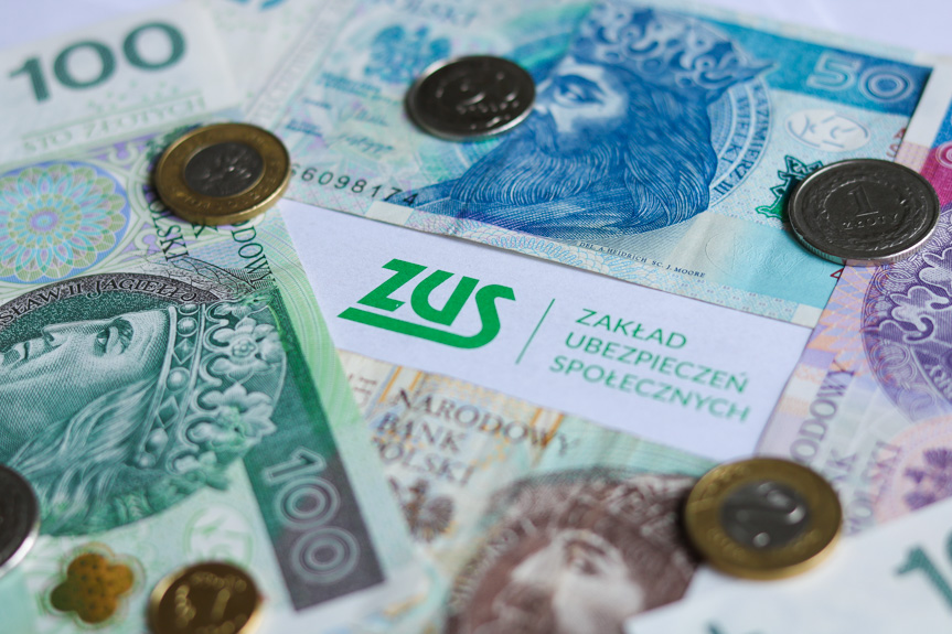 Dodatkowe pieniądze od ZUS dla obywateli powyżej 18 roku życia - kto może się ubiegać o świadczenia? Dodatkowe pieniądze od ZUS dla obywateli powyżej 18 roku życia - kto może się ubiegać o świadczenia?
