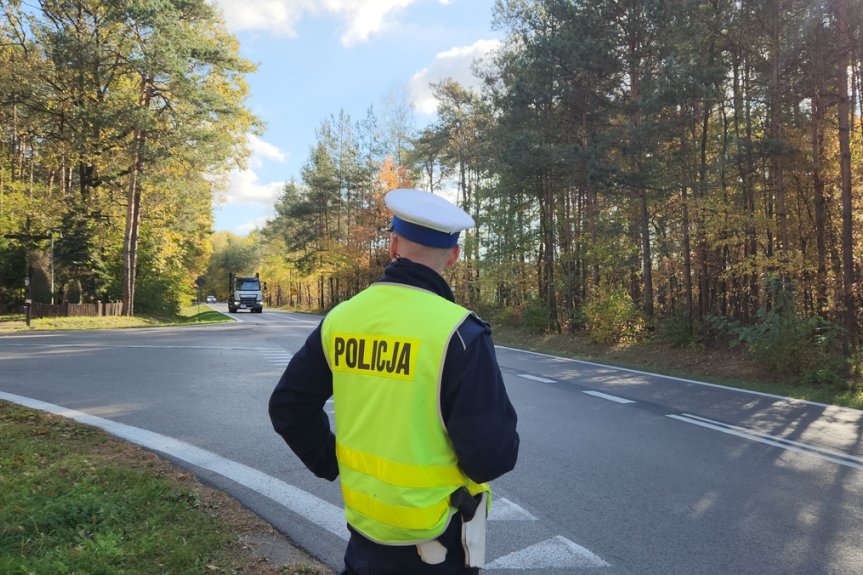 Działania z wykorzystaniem policyjnego drona w Mielcu Działania z wykorzystaniem policyjnego drona w Mielcu