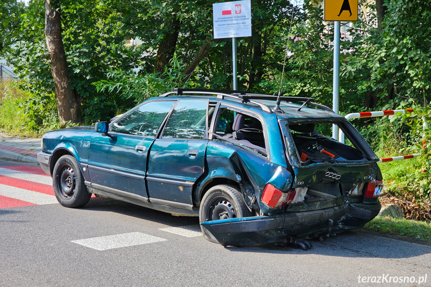 Groźnie wyglądające zderzenie samochodów na Karpackiej