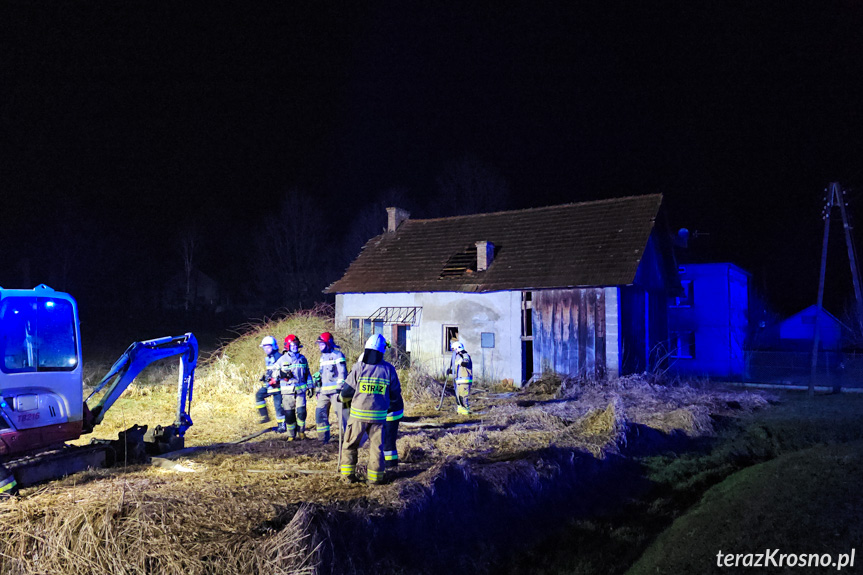 Kolejny pożar budynku gospodarczego w Jaszczwi Kolejny pożar budynku gospodarczego w Jaszczwi