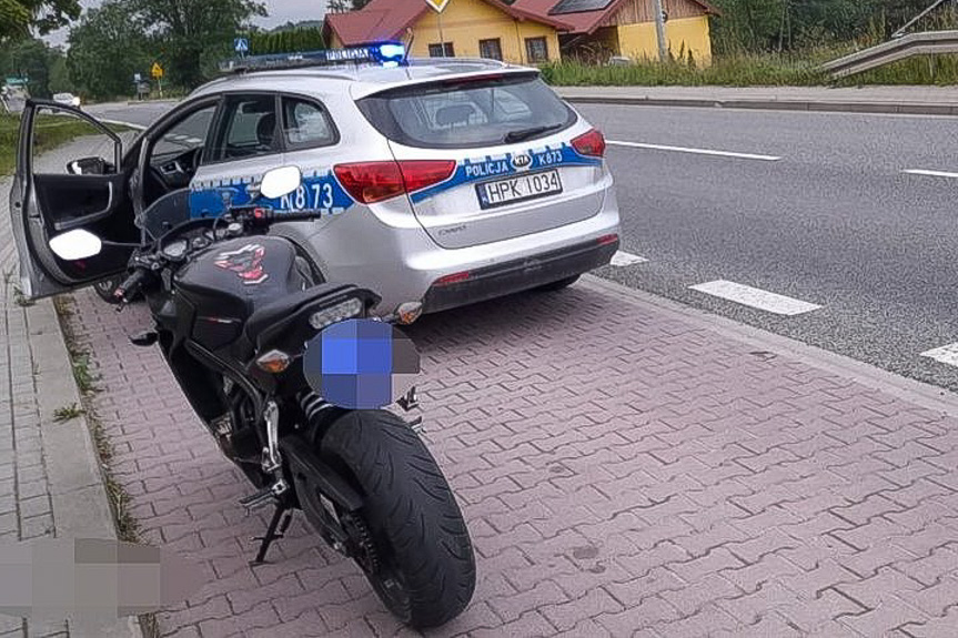 Kontrola drogowa w Łężynach zakończona mandatem i odholowaniem motocykla Kontrola drogowa w Łężynach zakończona mandatem i odholowaniem motocykla
