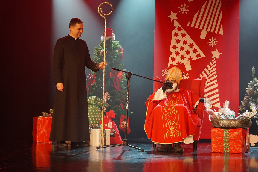 Mikołaj z dobry sercem Mikołaj z dobry sercem