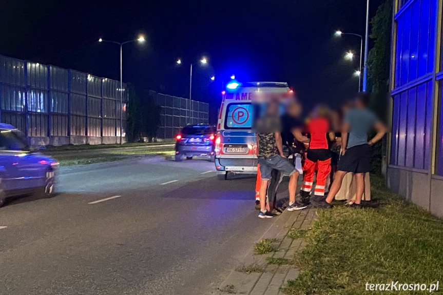 Nietrzeźwa 41-latka leżała na ruchliwej ulicy w Krośnie Nietrzeźwa 41-latka leżała na ruchliwej ulicy w Krośnie