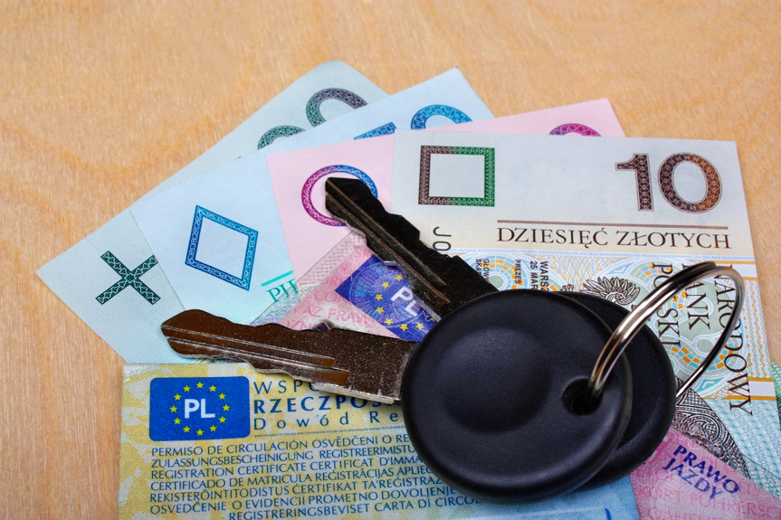 Oferował mundurowym 5 tys. złotych Oferował mundurowym 5 tys. złotych