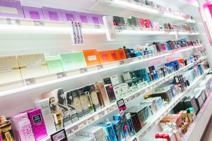 Pachnący złodziej. Kradł markowe perfumy Pachnący złodziej. Kradł markowe perfumy