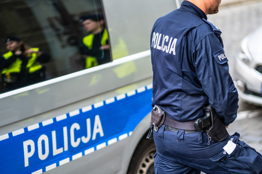Pijany i bez uprawień uciekał przed policjantami Pijany i bez uprawień uciekał przed policjantami