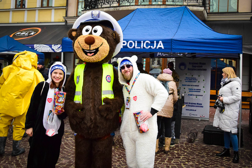 Podkarpaccy policjanci zagrali z WOŚP Podkarpaccy policjanci zagrali z WOŚP