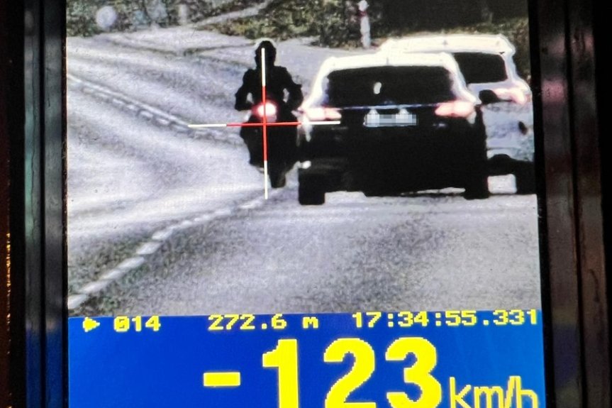 Policja nie miała litości. Motocykliści ukarani wysokimi mandatami za brawurę Policja nie miała litości. Motocykliści ukarani wysokimi mandatami za brawurę