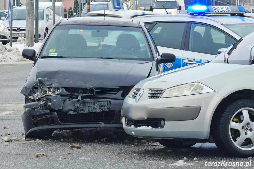 Poranne zderzenie na skrzyżowaniu Poranne zderzenie na skrzyżowaniu