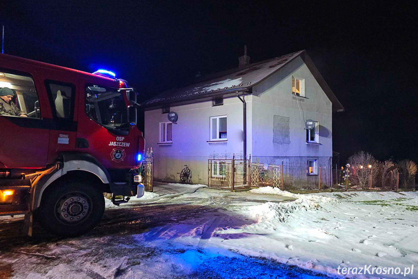 Pożar poddasza budynku mieszkalnego w Potoku Pożar poddasza budynku mieszkalnego w Potoku