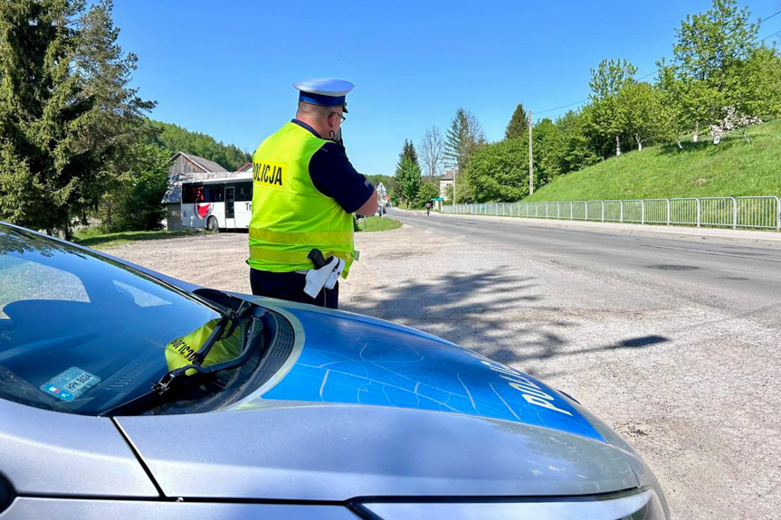 Prawo jazdy miał niespełna dwa miesiące, stracił na trzy Prawo jazdy miał niespełna dwa miesiące, stracił na trzy