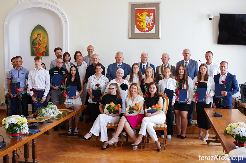 Prezydent Krosna wręczył nagrody Prezydent Krosna wręczył nagrody