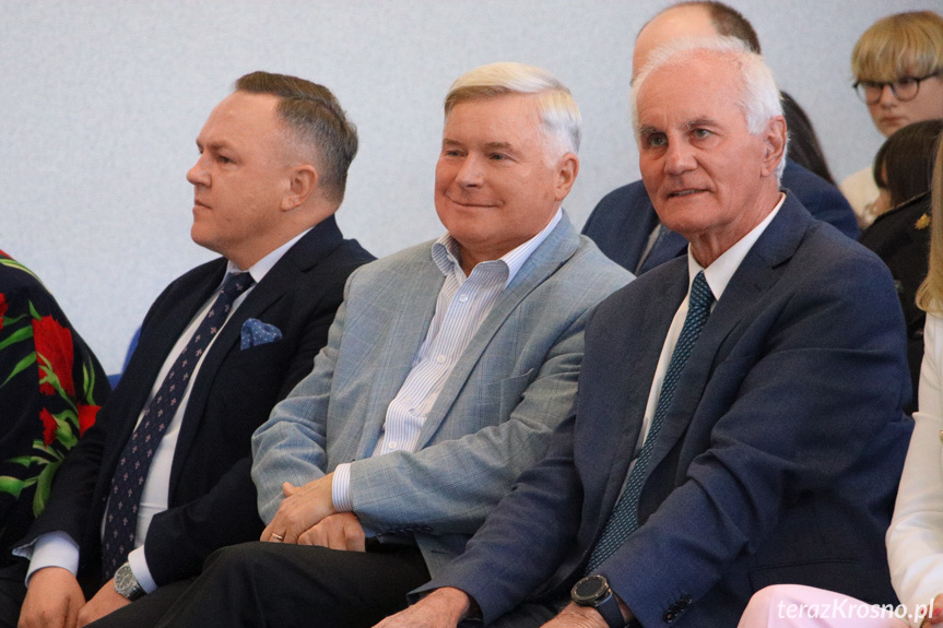 Rewolucja w krośnieńskim magistracie. Odchodzą obydwaj zastępcy prezydenta Rewolucja w krośnieńskim magistracie. Odchodzą obydwaj zastępcy prezydenta