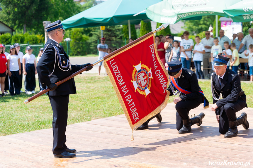 Sztandar na jubileusz 70-lecia OSP w Faliszówce