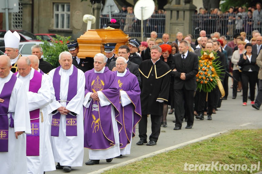 Tłumy na pogrzebie ks. prałata Jerzego Moskala