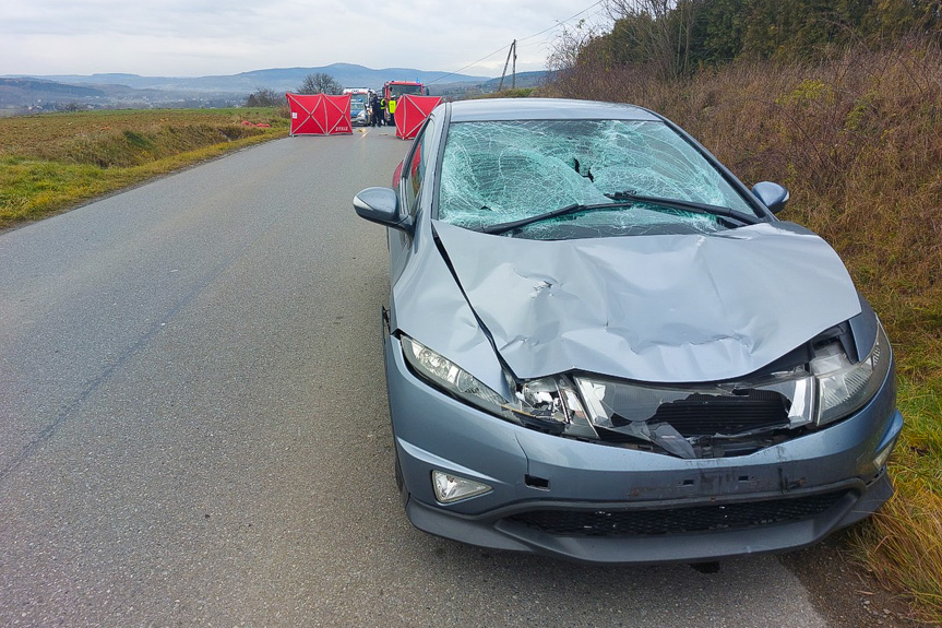 Tragiczny wypadek w Bieździadce. Zginęły dwie piesze Tragiczny wypadek w Bieździadce. Zginęły dwie piesze