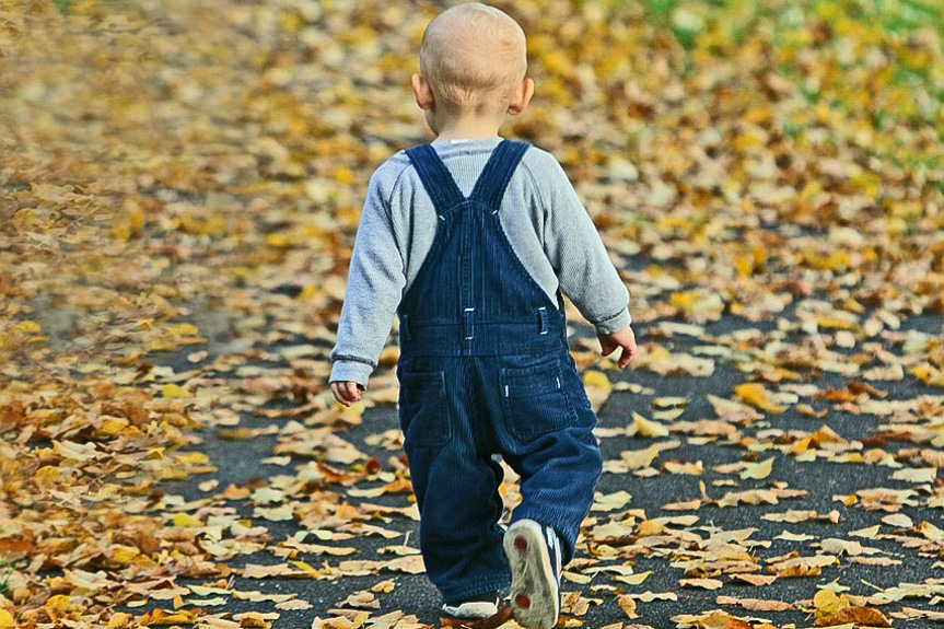 Trzylatek bez opieki na ulicy. Babcia pijana Trzylatek bez opieki na ulicy. Babcia pijana