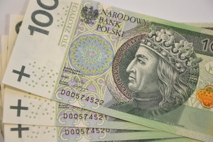 Usiłował przekupić policjantów, bo spieszył się na kurs tańca Usiłował przekupić policjantów, bo spieszył się na kurs tańca