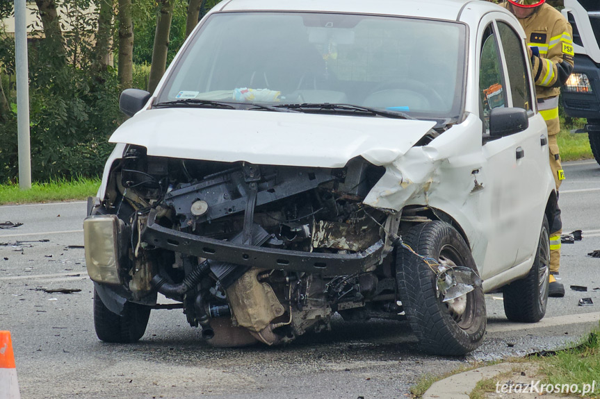 Wypadek na skrzyżowaniu w Krośnie Wypadek na skrzyżowaniu w Krośnie