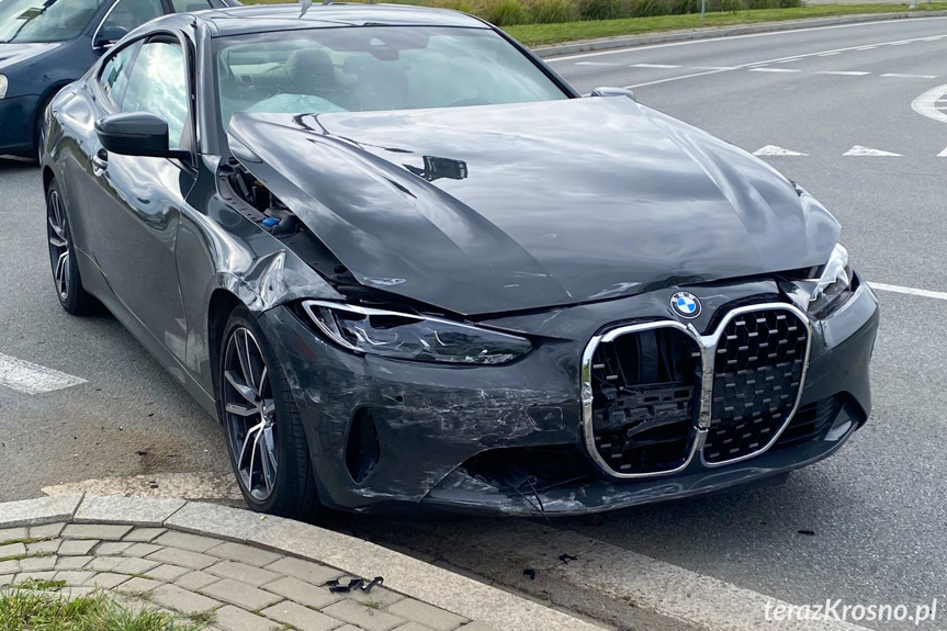 Zderzenie BMW i Toyoty w Krośnie Zderzenie BMW i Toyoty w Krośnie