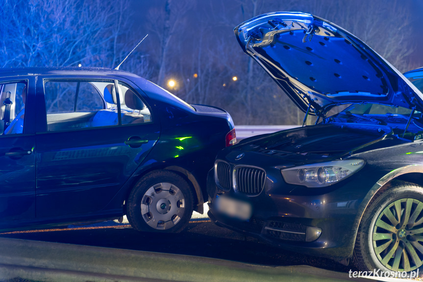 Zderzenie bmw ze skodą w Równem Zderzenie bmw ze skodą w Równem