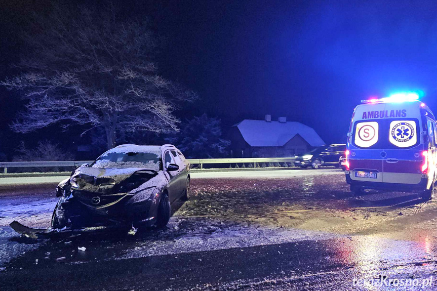 Zderzenie dwóch samochodód na al. Jana Pawła II Zderzenie dwóch samochodód na al. Jana Pawła II