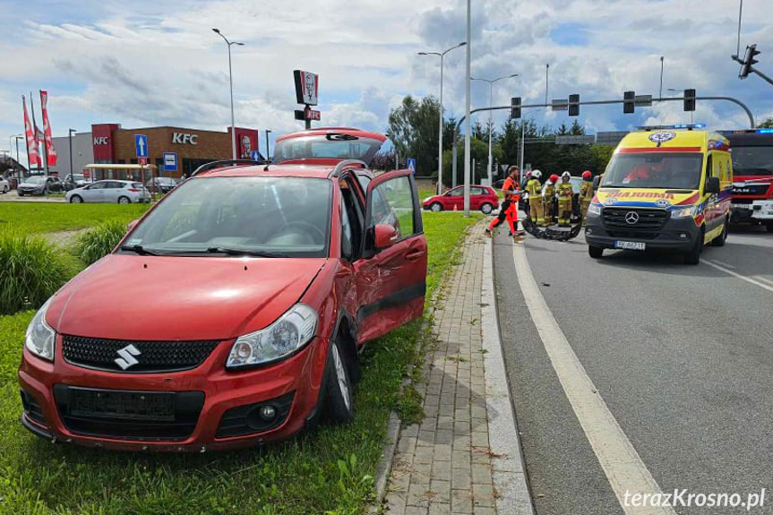 Zderzenie dwóch samochodów na Bieszczadzkiej Zderzenie dwóch samochodów na Bieszczadzkiej