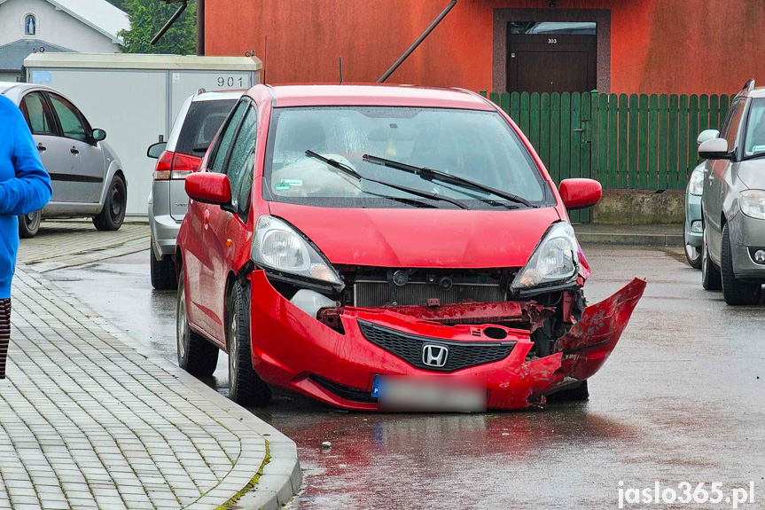 Zderzenie dwóch samochodów w Łężynach Zderzenie dwóch samochodów w Łężynach