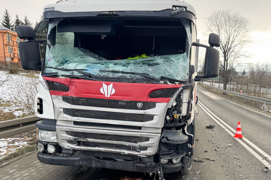 Zderzenie trzech samochodów w Gorzycach Zderzenie trzech samochodów w Gorzycach
