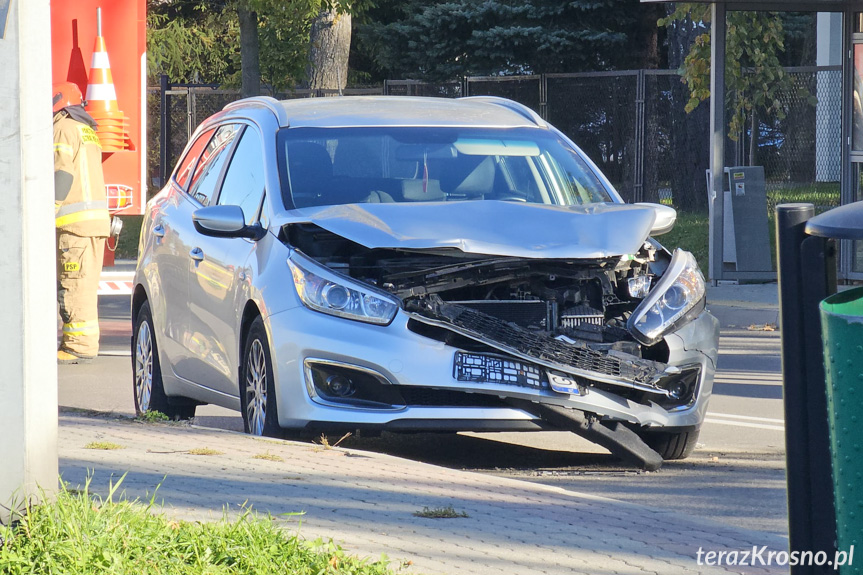 Zderzenie trzech samochodów w Krośnie Zderzenie trzech samochodów w Krośnie