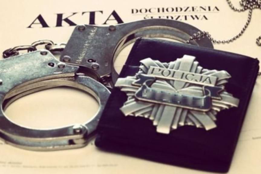 Zniszczył samochód, odpowie za uszkodzenie Zniszczył samochód, odpowie za uszkodzenie