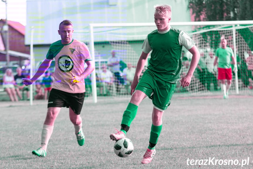 Derby dla Tęczy Zręcin Derby dla Tęczy Zręcin