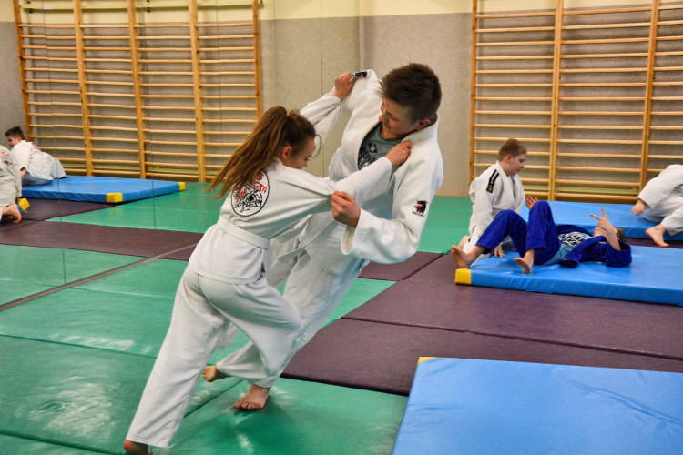 Ferie 2018. Sportowa propozycja UKS "Jasiołeczka" Ferie 2018. Sportowa propozycja UKS "Jasiołeczka"