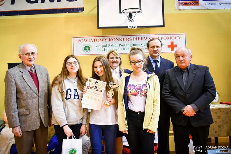 Gimnazjalistki ze Świerzowej na drugim miejscu Gimnazjalistki ze Świerzowej na drugim miejscu