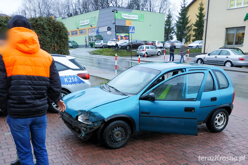Kolizja w Zręcinie na skrzyżowaniu Kolizja w Zręcinie na skrzyżowaniu