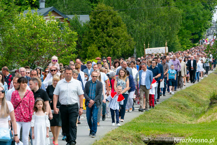 Procesja Bożego Ciała w Zręcinie Procesja Bożego Ciała w Zręcinie