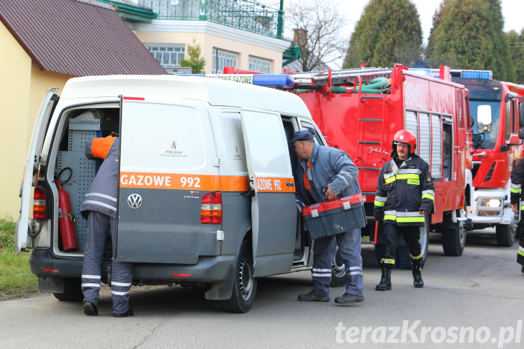 Rozszczelniona rura z gazem w Żeglcach Rozszczelniona rura z gazem w Żeglcach