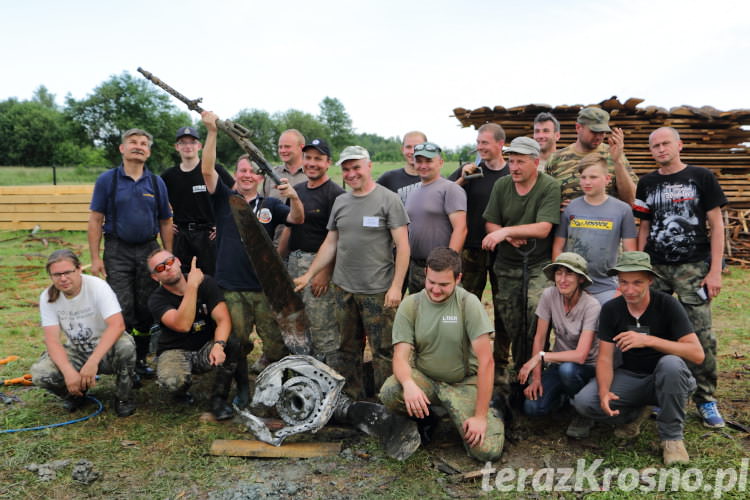 Wydobyto szczątki samolotu Wydobyto szczątki samolotu