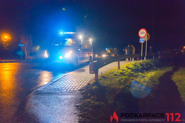 Wypadek w Świerzowej Polskiej, potrącony pijany pieszy Wypadek w Świerzowej Polskiej, potrącony pijany pieszy