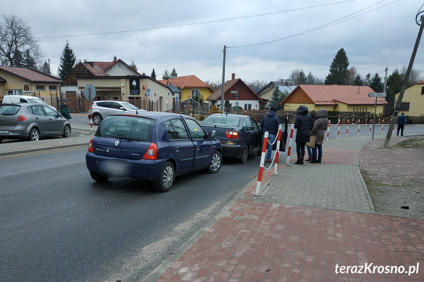 Wypadek w Zręcinie na skrzyżowaniu Wypadek w Zręcinie na skrzyżowaniu