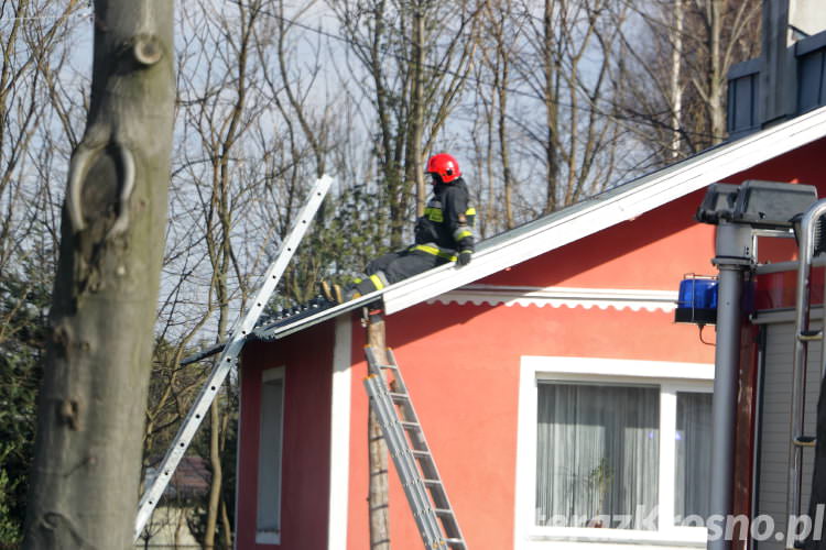 Zręcin: Huraganowy wiatr zrywał blachę Zręcin: Huraganowy wiatr zrywał blachę