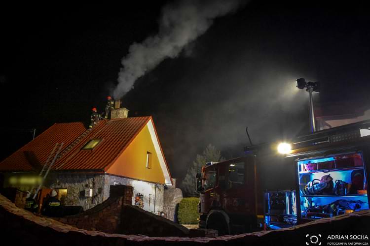 Zręcin. Pożar sadzy w przewodzie kominowym Zręcin. Pożar sadzy w przewodzie kominowym