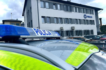Poszukiwany 43-latek wpadł na lotnisku w ręce policji