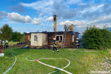 Pożar pustostanu w Bóbrce