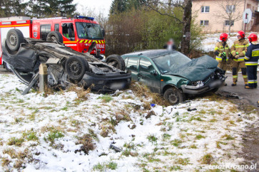 Zderzenie dwóch samochodów w Łękach Dukielskich