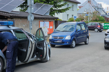 Zderzenie rowerzystki z samochodem w Jedliczu