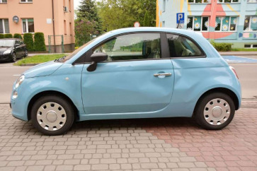 Zniszczył samochody. Twierdził, że są źle zaparkowane