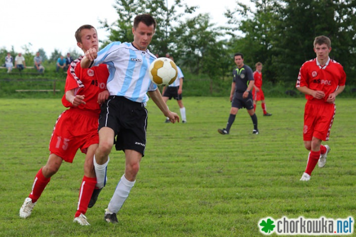 Z meczu LKS Głowienka - Jasiołka Świerzowa Polska (30.05.2010) Z meczu LKS Głowienka - Jasiołka Świerzowa Polska (30.05.2010)